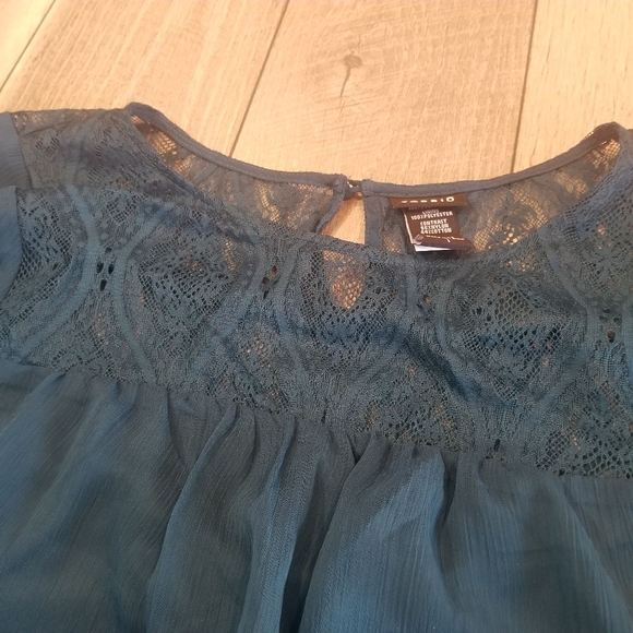 Torrid top - Picture 6 of 6
